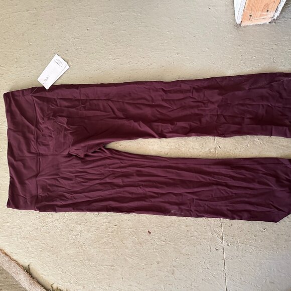 Athleta - Elation Straight Leg Pant - Brand New with Tags - Picture 2 of 3